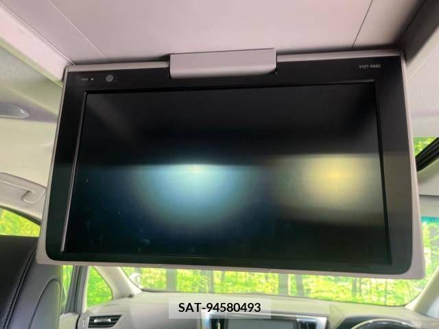 Toyota VELLFIRE 2018-04 369697-4