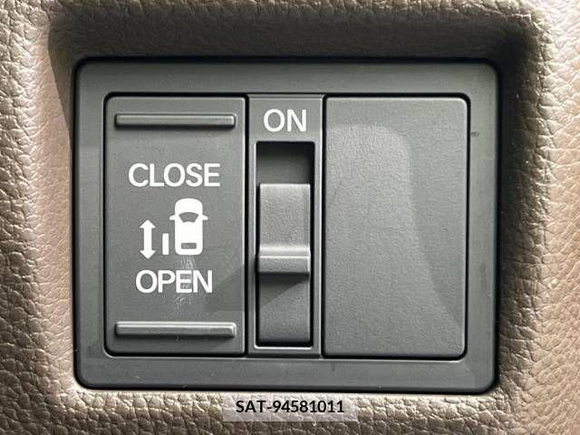 Honda N BOX 2022-06 307422-4