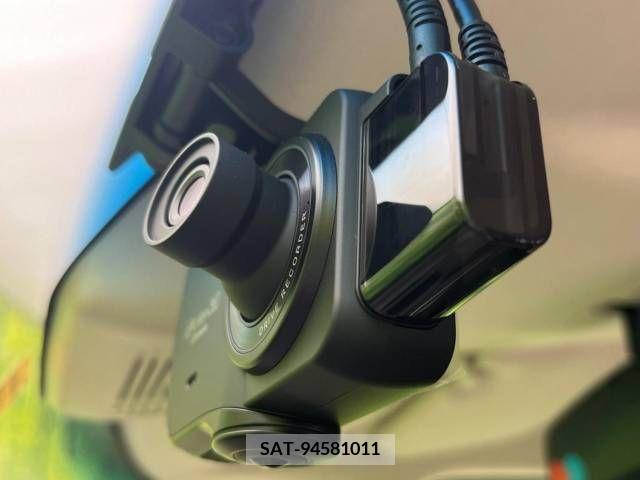 Honda N BOX 2022-06 307422-7