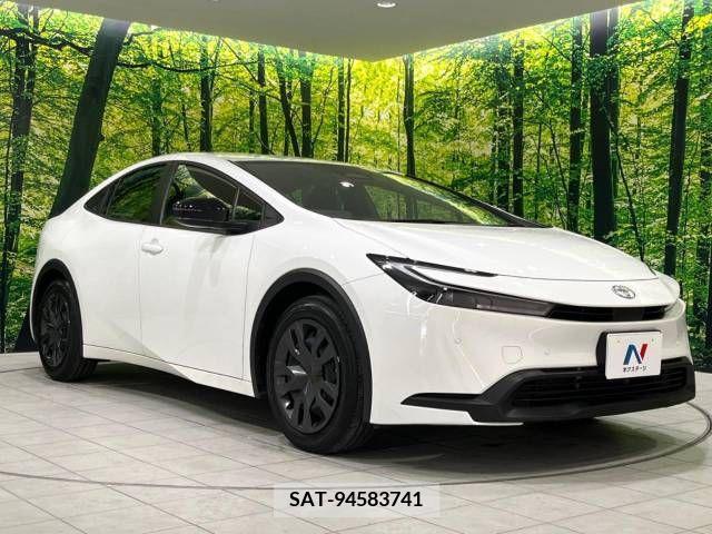 Toyota PRIUS 2023-04 282091-16