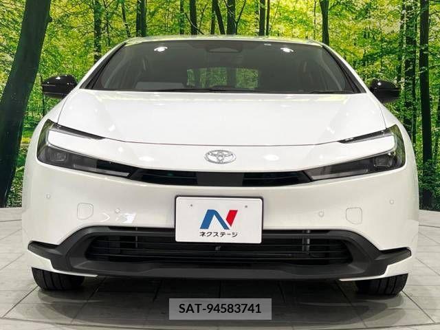 Toyota PRIUS 2023-04 282091-14