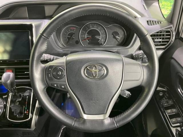 Toyota VOXY 2019-05 196789-12