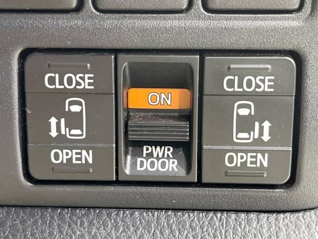 Toyota VOXY 2019-05 196789-6
