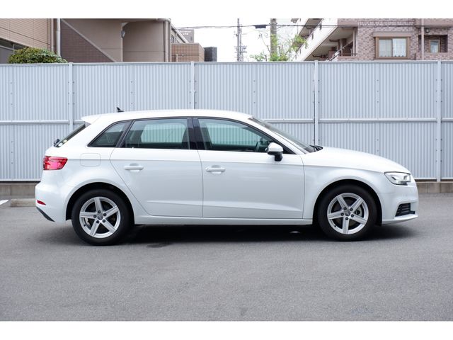 Audi A3 2020-09 11989-4