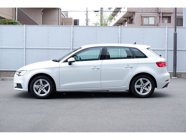 Audi A3 2020-09 11989-1