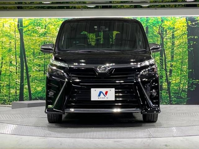 Toyota VOXY 2019-03 180570-14