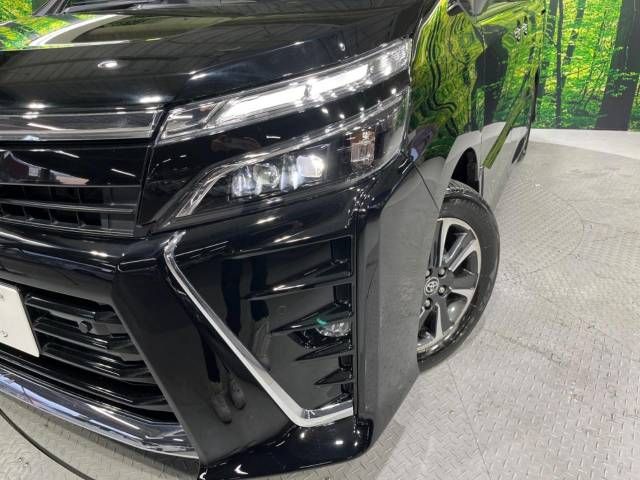 Toyota VOXY 2019-03 180570-12