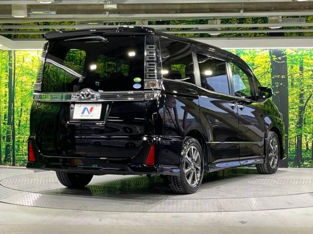 Toyota VOXY 2019-03 180570-17
