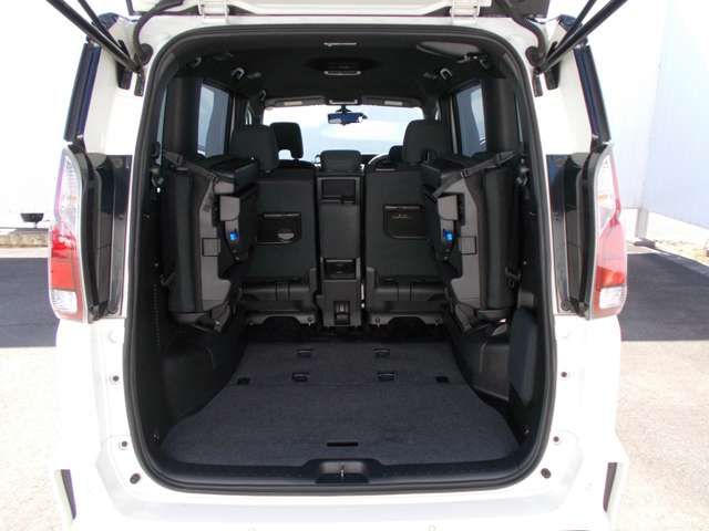 Nissan SERENA 2018-07 3605-19