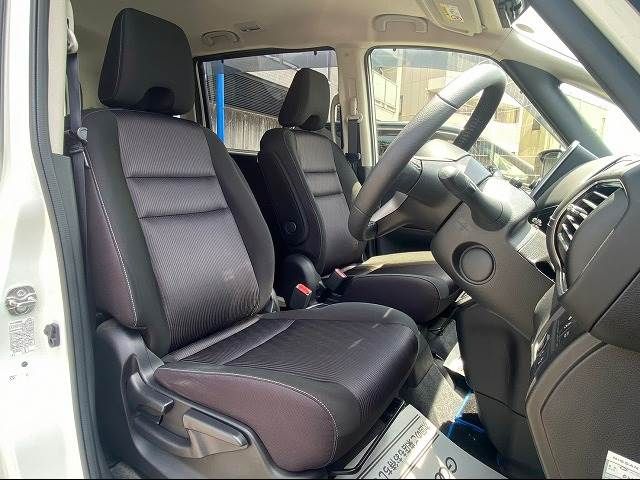Nissan SERENA 2018-05 19987-7