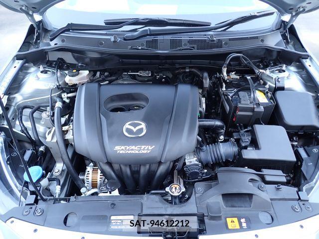 Mazda DEMIO 2017-04 301896-19