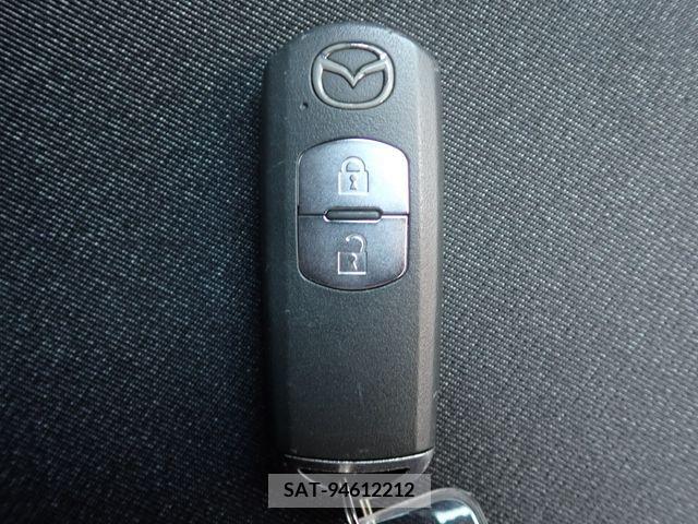 Mazda DEMIO 2017-04 301896-16
