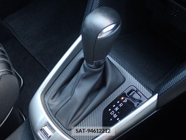Mazda DEMIO 2017-04 301896-8