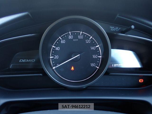 Mazda DEMIO 2017-04 301896-3