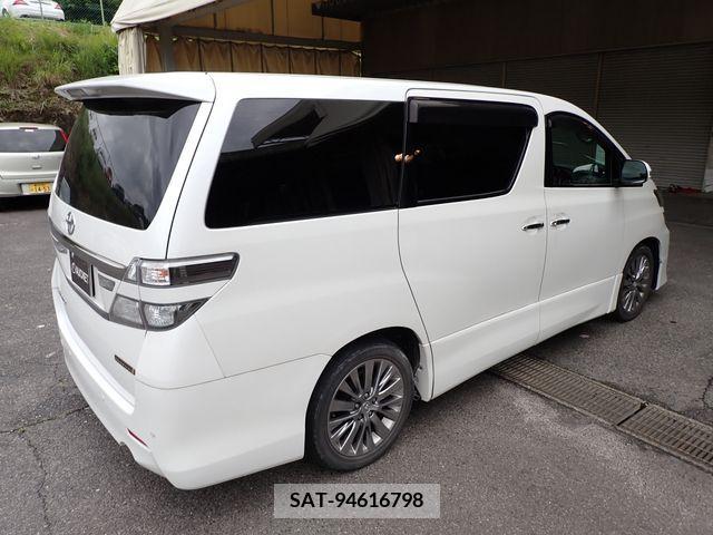 Toyota VELLFIRE 2014-02 379830-6