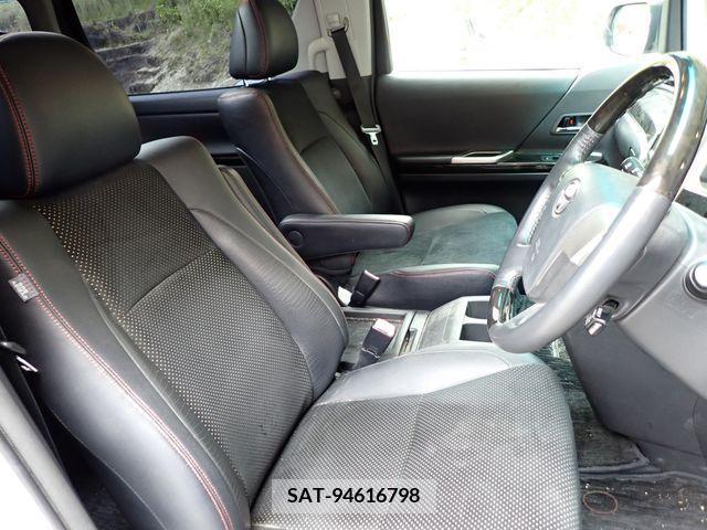 Toyota VELLFIRE 2014-02 379830-18