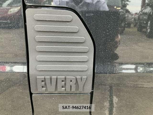 Suzuki EVERY 2021-04 359899-17