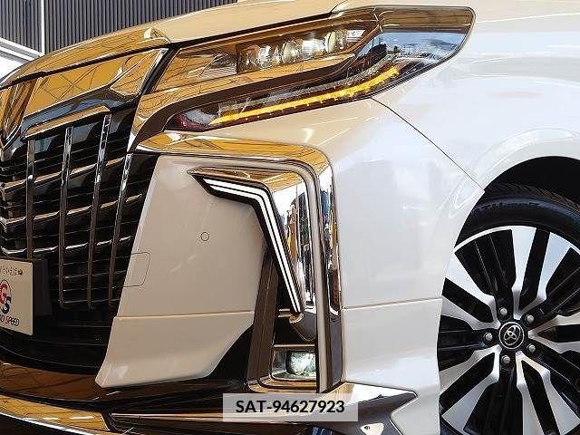 Toyota ALPHARD 2018-04 355433-17