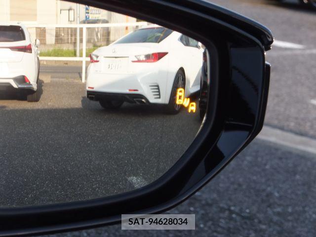 Lexus IS 2021-02 246583-22