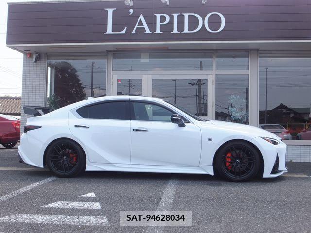 Lexus IS 2021-02 246583-7