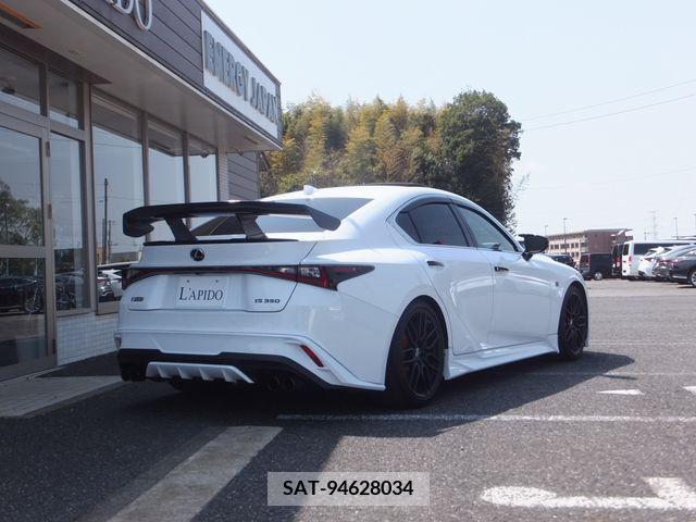 Lexus IS 2021-02 246583-9