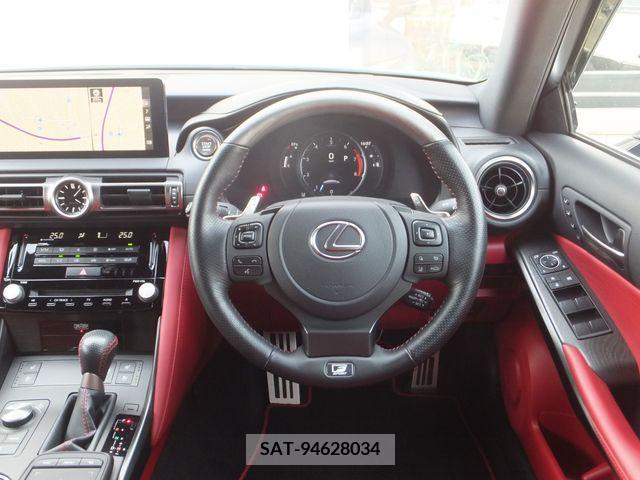 Lexus IS 2021-02 246583-20