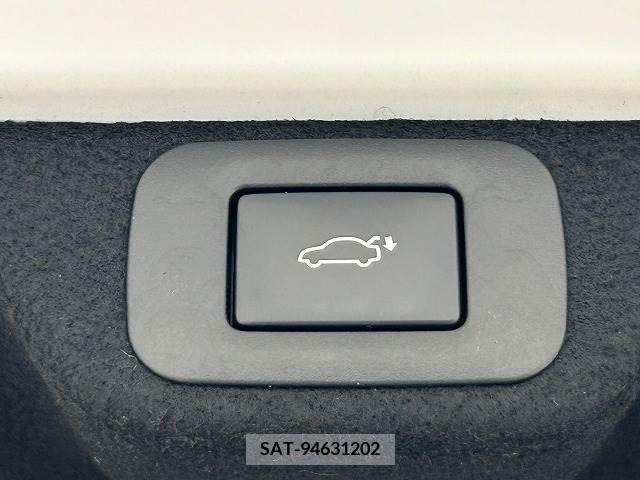 Toyota CROWN 2023-03 333323-4