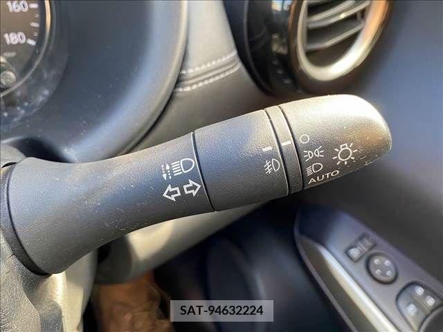 Nissan KICKS 2021-03 226930-12