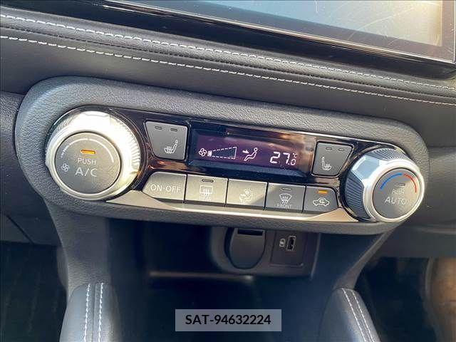 Nissan KICKS 2021-03 226930-16