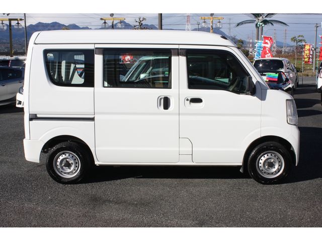 Suzuki EVERY 2017-11 186063-3