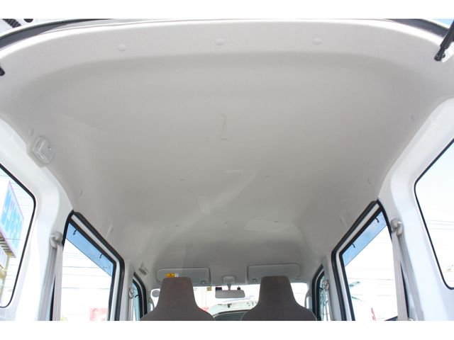 Suzuki EVERY 2017-11 186063-12
