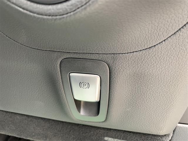 Mercedes Benz G-CLASS 2022-02 27747-26