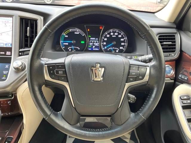 Toyota CROWN SEDAN 2013-06 192713-11