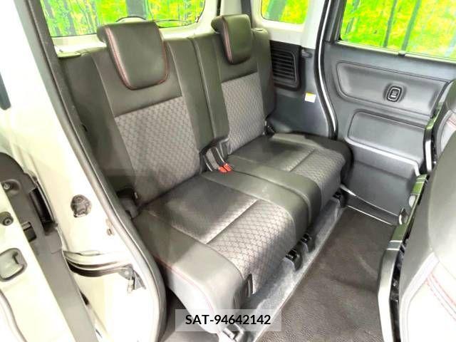 Suzuki SPACIA 2018-02 368614-10