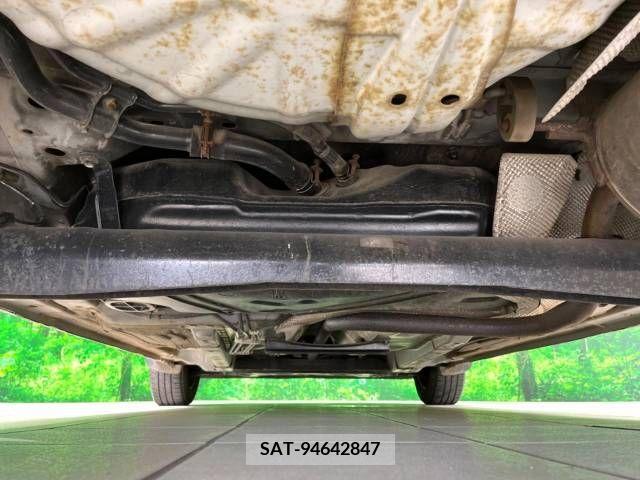 Mazda DEMIO 2009-06 379887-19