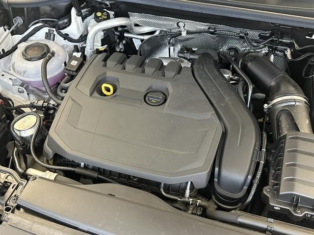 Audi Q3 2021-12 11470-16