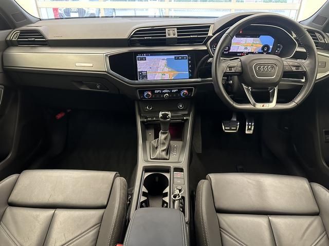 Audi Q3 2021-12 11470-6