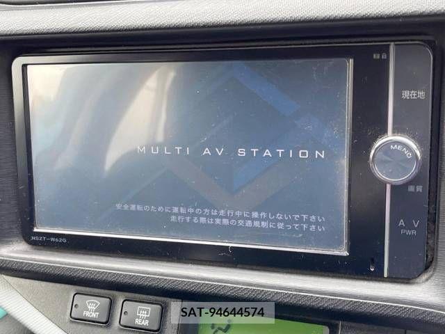 Toyota AQUA 2013-03 292525-2