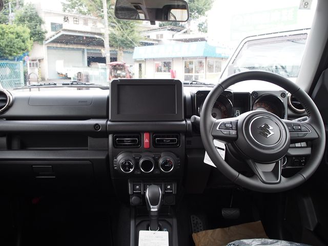 Suzuki JIMNY SIERRA 2023-08 17022-1