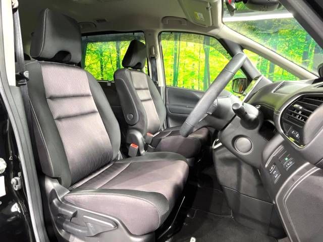 Nissan SERENA 2018-03 19934-7