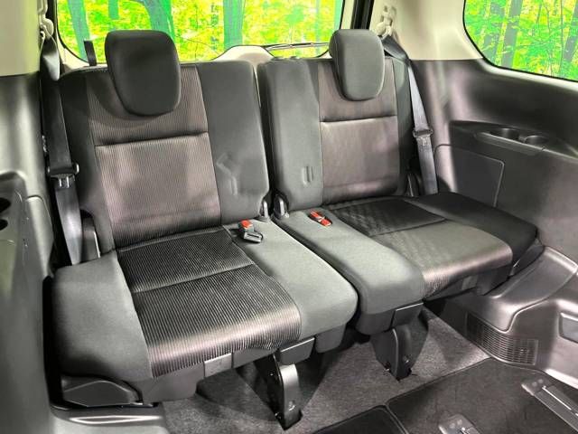 Nissan SERENA 2018-03 19934-9