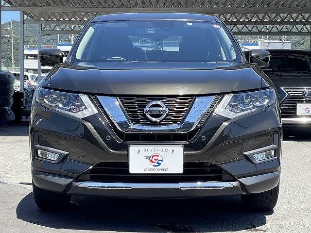 Nissan X-TRAIL 2018-03 8206-15