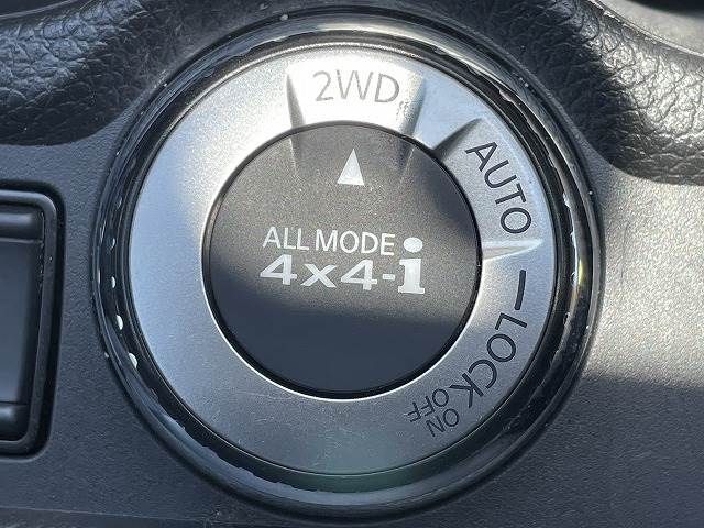 Nissan X-TRAIL 2018-03 8206-5