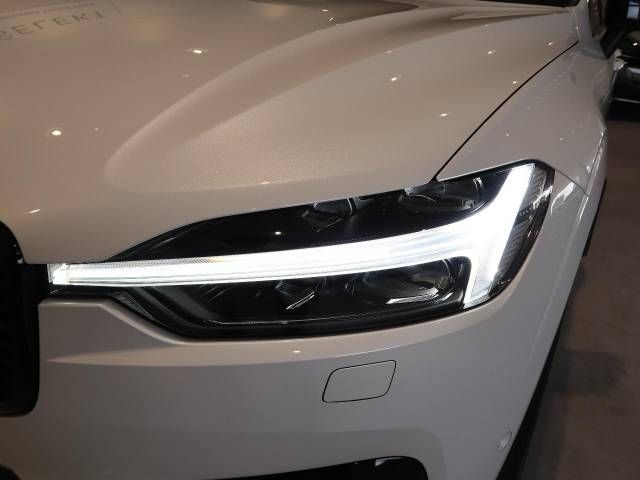 Volvo XC60 2021-02 7963-16