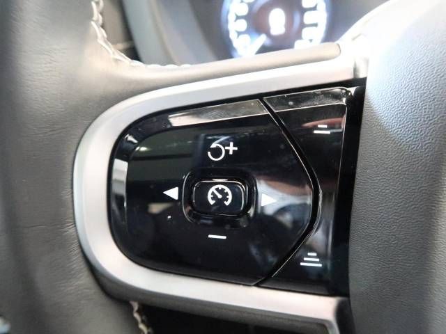 Volvo XC60 2021-02 7963-11