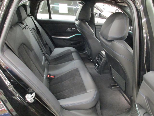 Bmw 3 SERIES 2021-02 17970-19