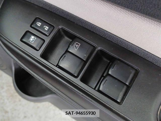 Nissan NOTE 2017-07 337133-25