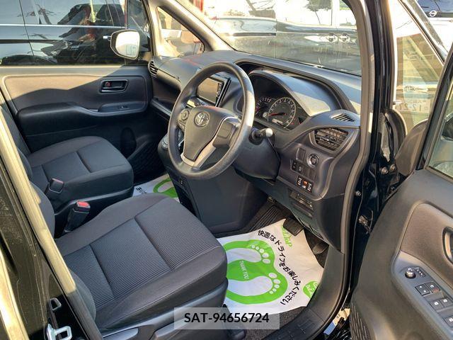 Toyota NOAH 2016-09 206019-2