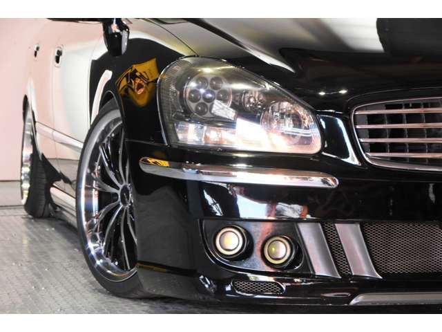 Nissan CIMA 2001-02 1102-14