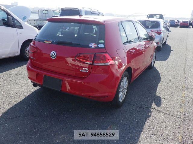 VolksWagen GOLF 2016-05 202487-5